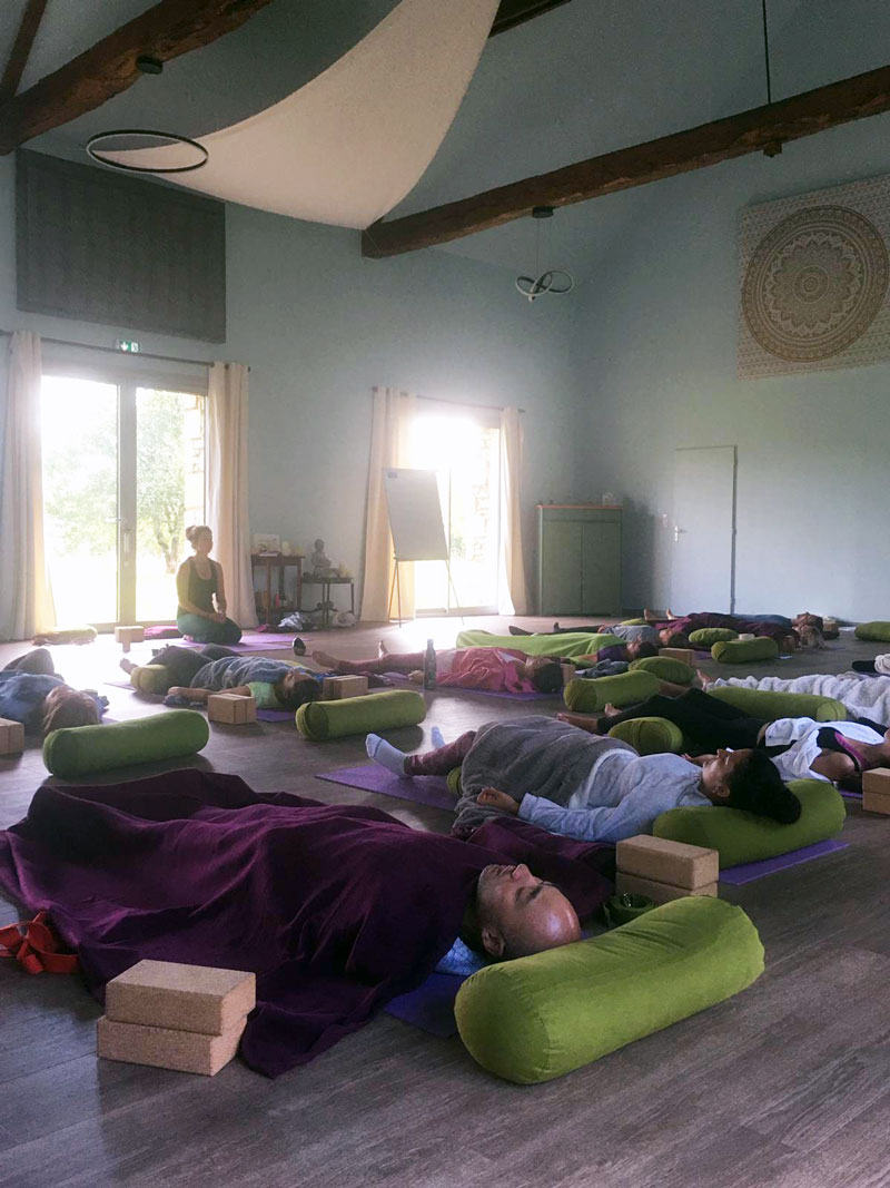Cours de Yoga Megève Léa Krause Cîme Attitude